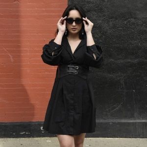 Size four.  puffy sleeves, above the knee length